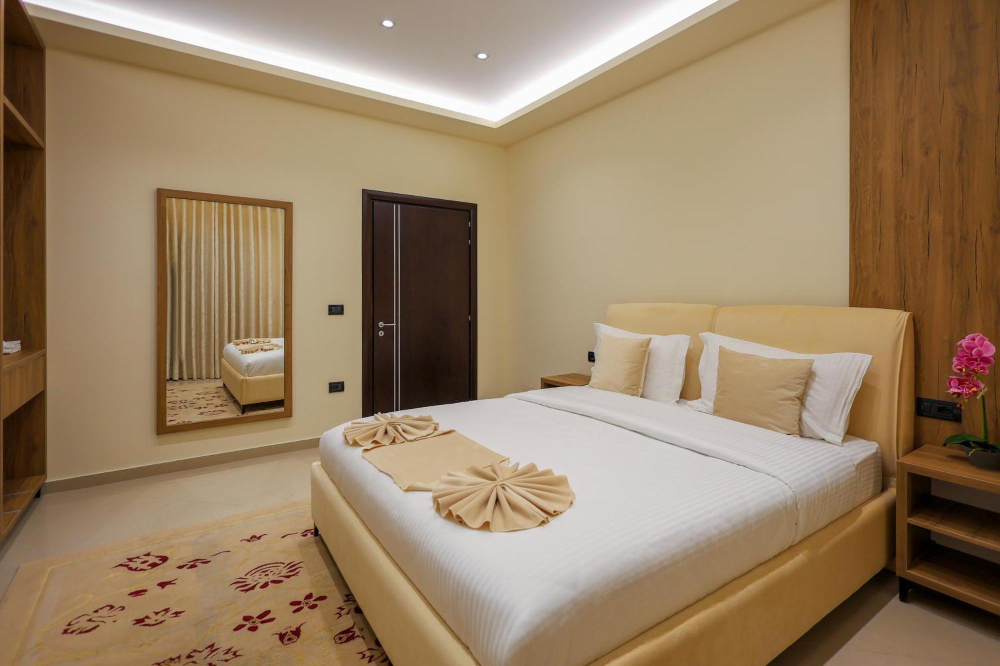 Hotel Mimani Берат Екстериор снимка